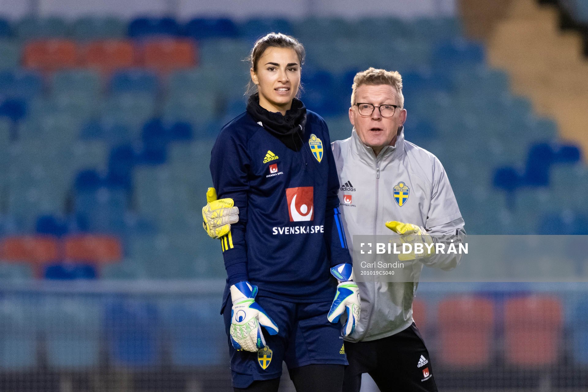 Goalkeeper Zecira Musovic and goalkeeper coach Leif