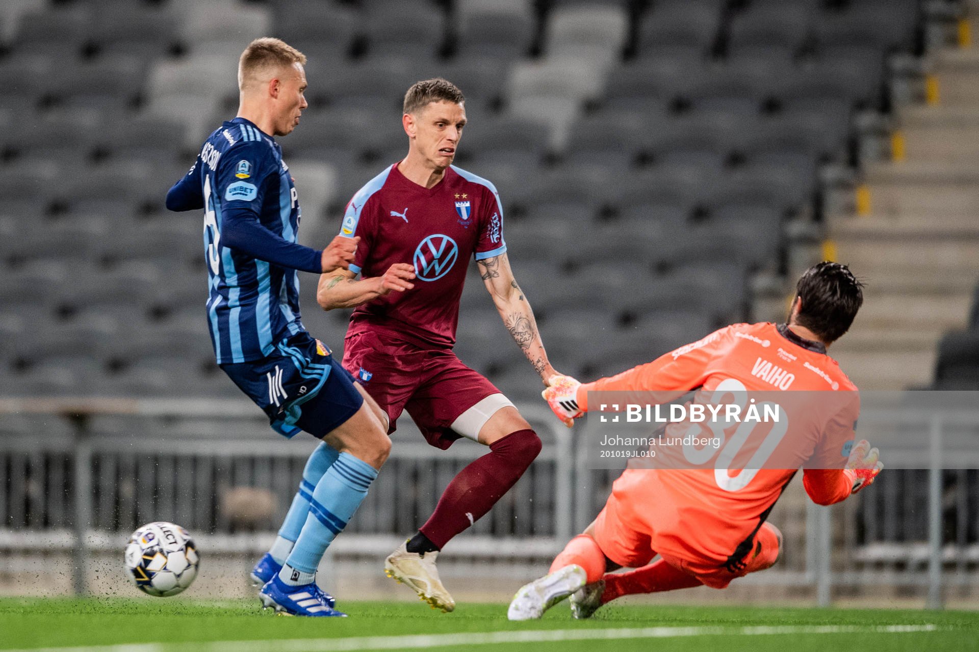 Malmö FFs Sören Rieks mot Djurgårdens Jonathan