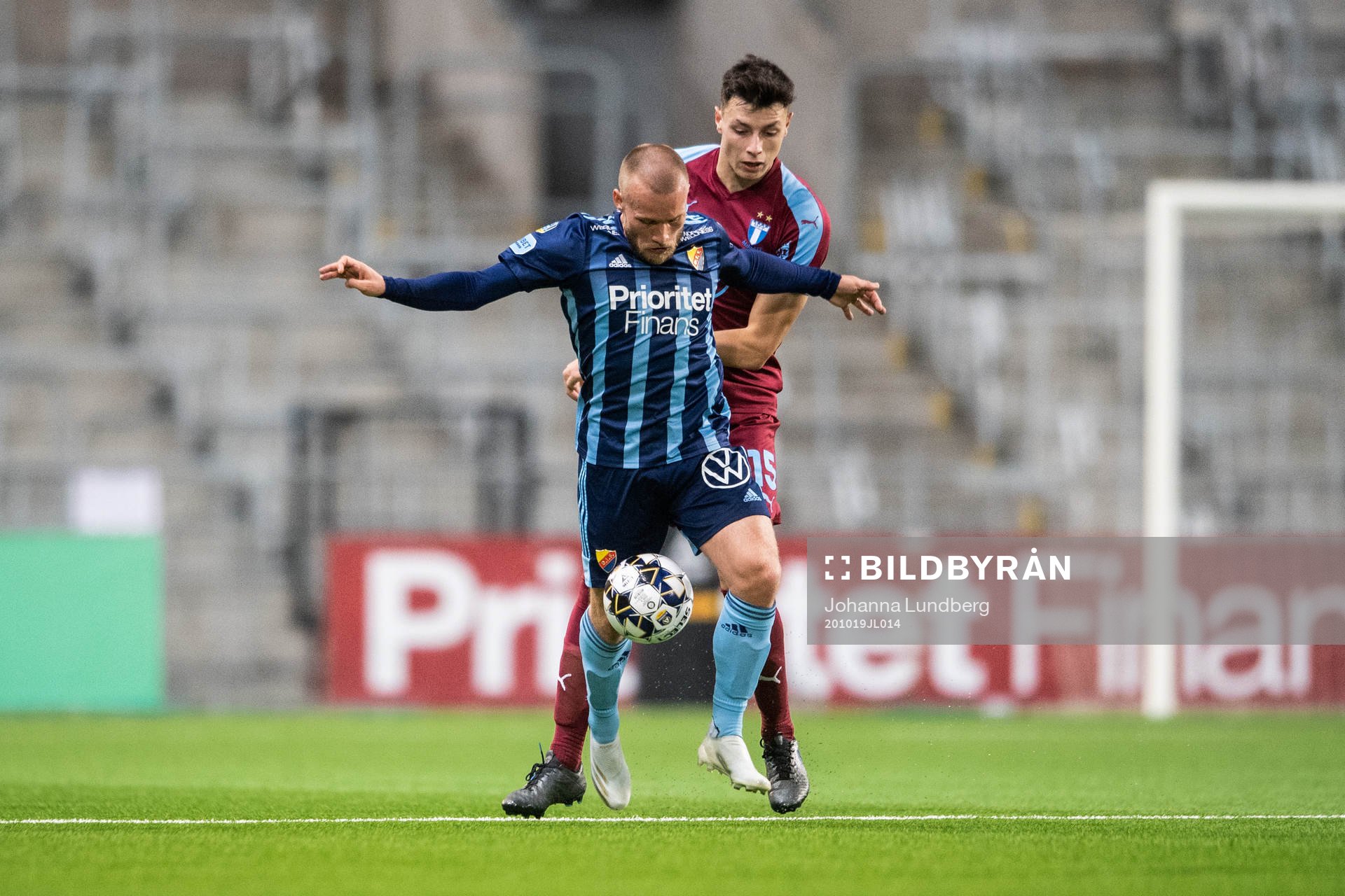 Djurgårdens Nicklas Bärkroth och Malmö FFs Anel