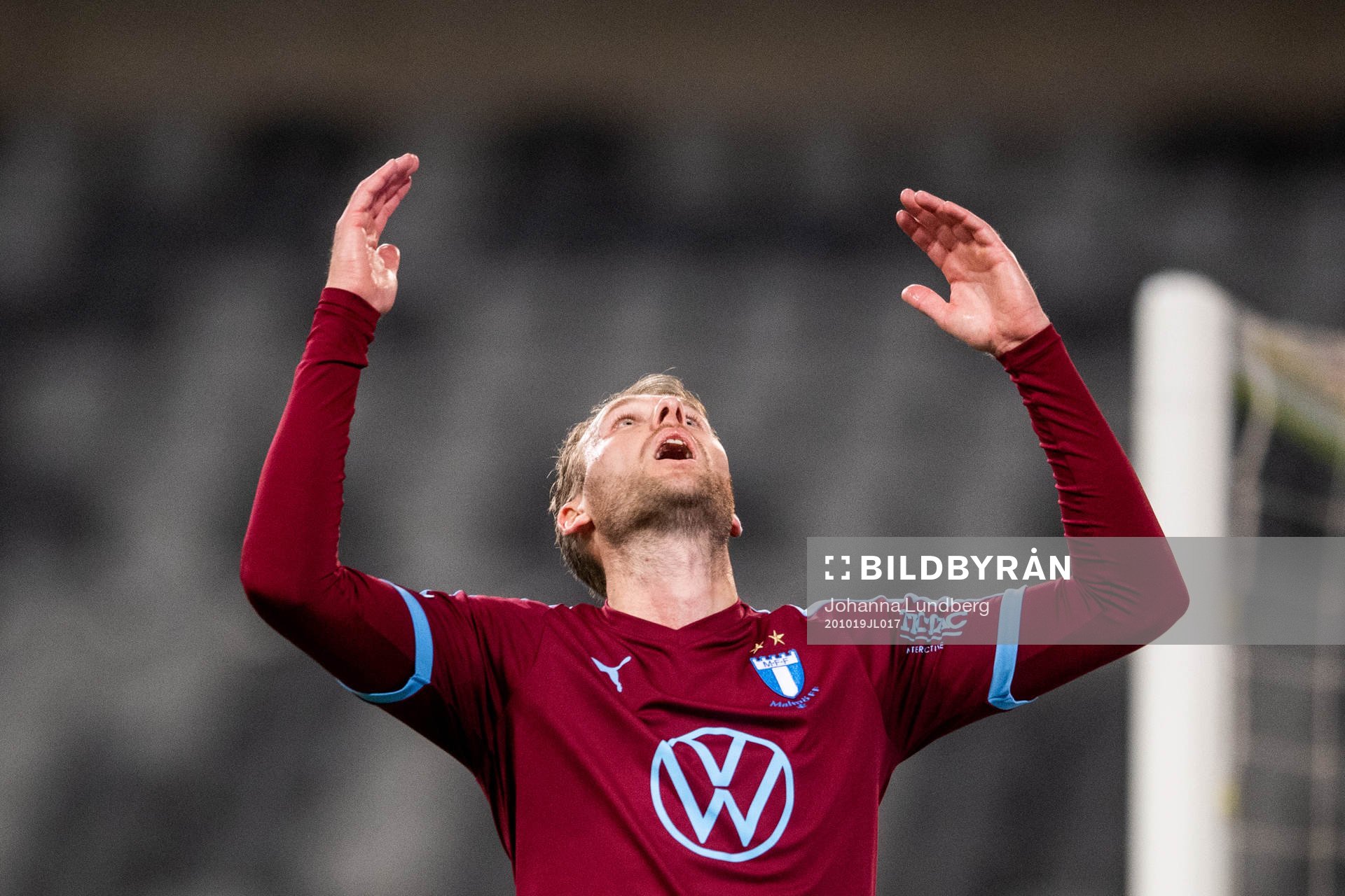 Malmö FFs Ola Toivonen deppar
