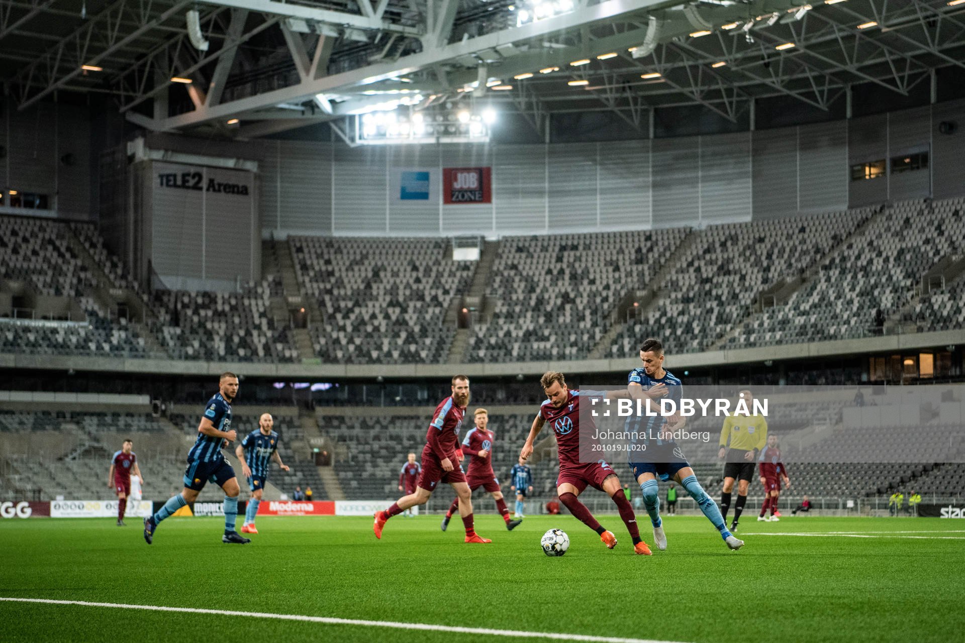 Malmö FFs Eric Larsson och Djurgårdens Haris Radetinac