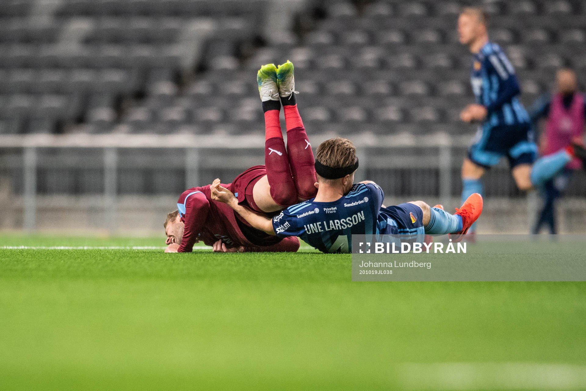 Malmö FFs Ola Toivonen och Djurgårdens Jacob Une Larsson
