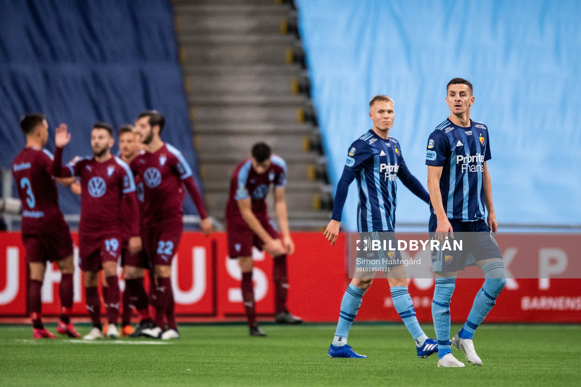 Djurgårdens Jonathan Augustinsson och Haris Radetinac