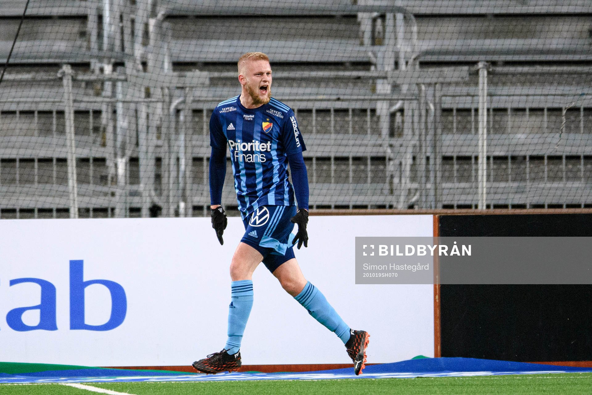 Djurgårdens Kalle Holmberg jublar