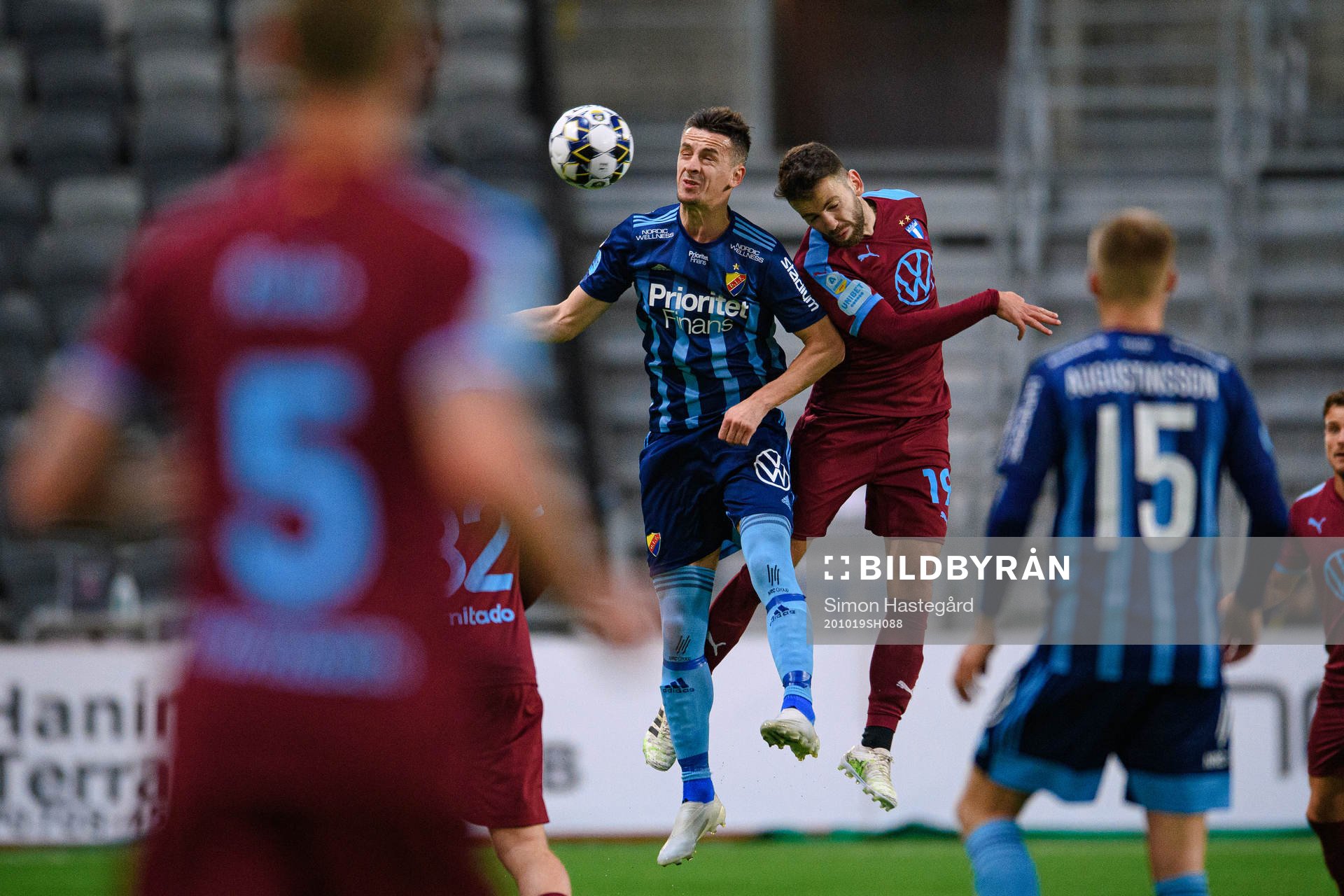Djurgårdens Haris Radetinac och Malmö FFs Erdal Rakip