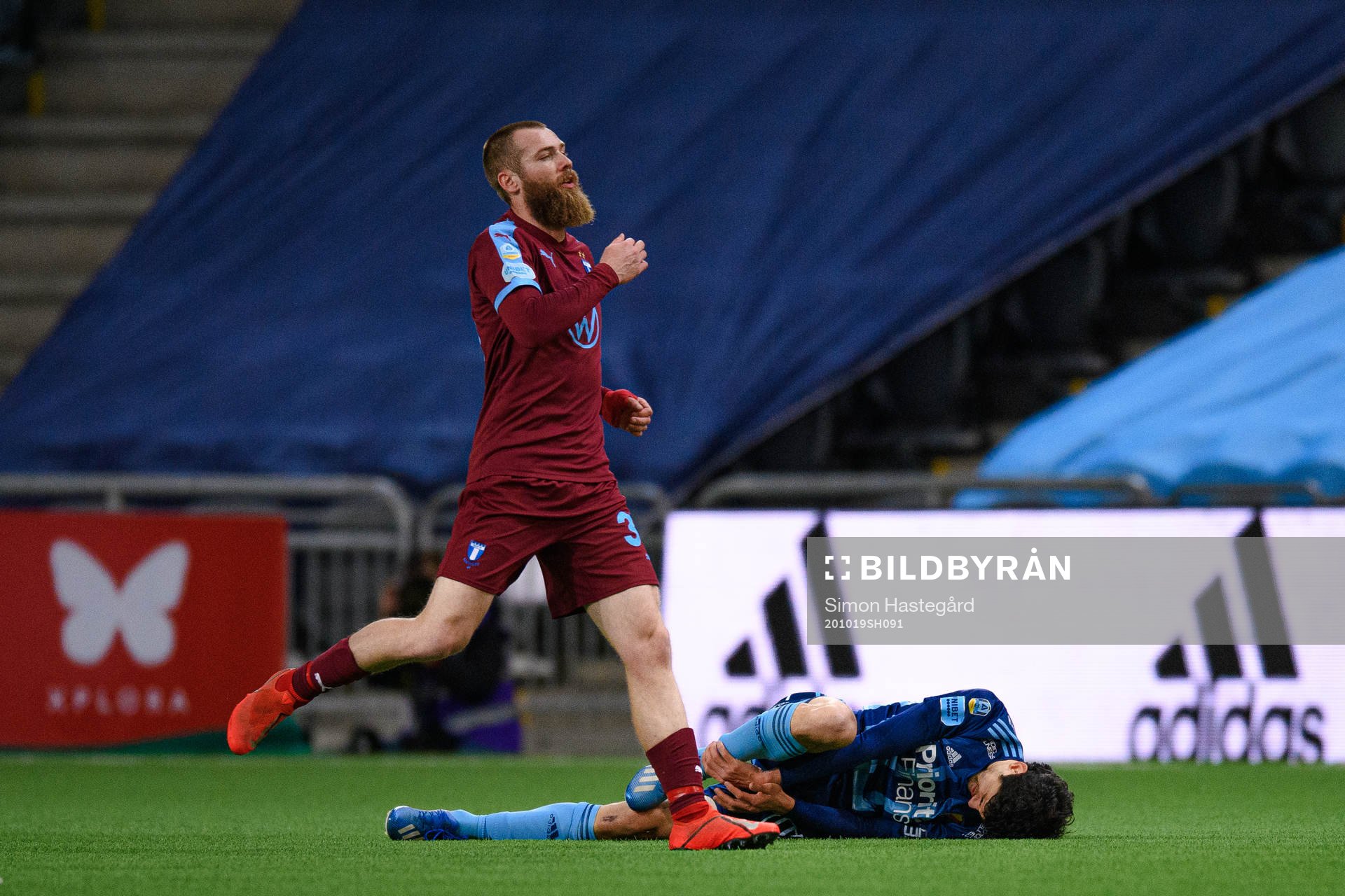 Malmö FFs Jo Inge Berget och Djurgårdens Jesper Nyholm