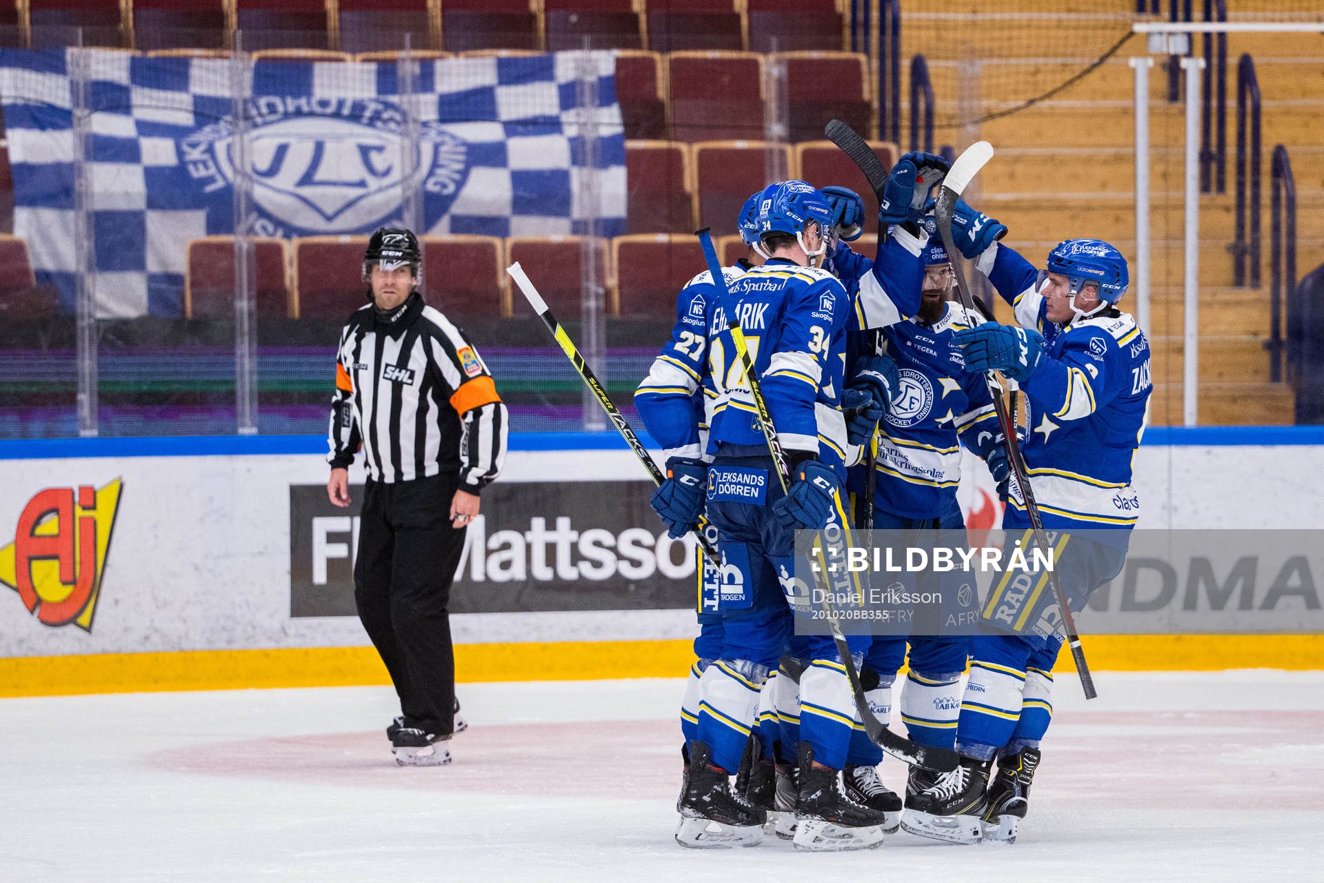 Leksands spelare jublar