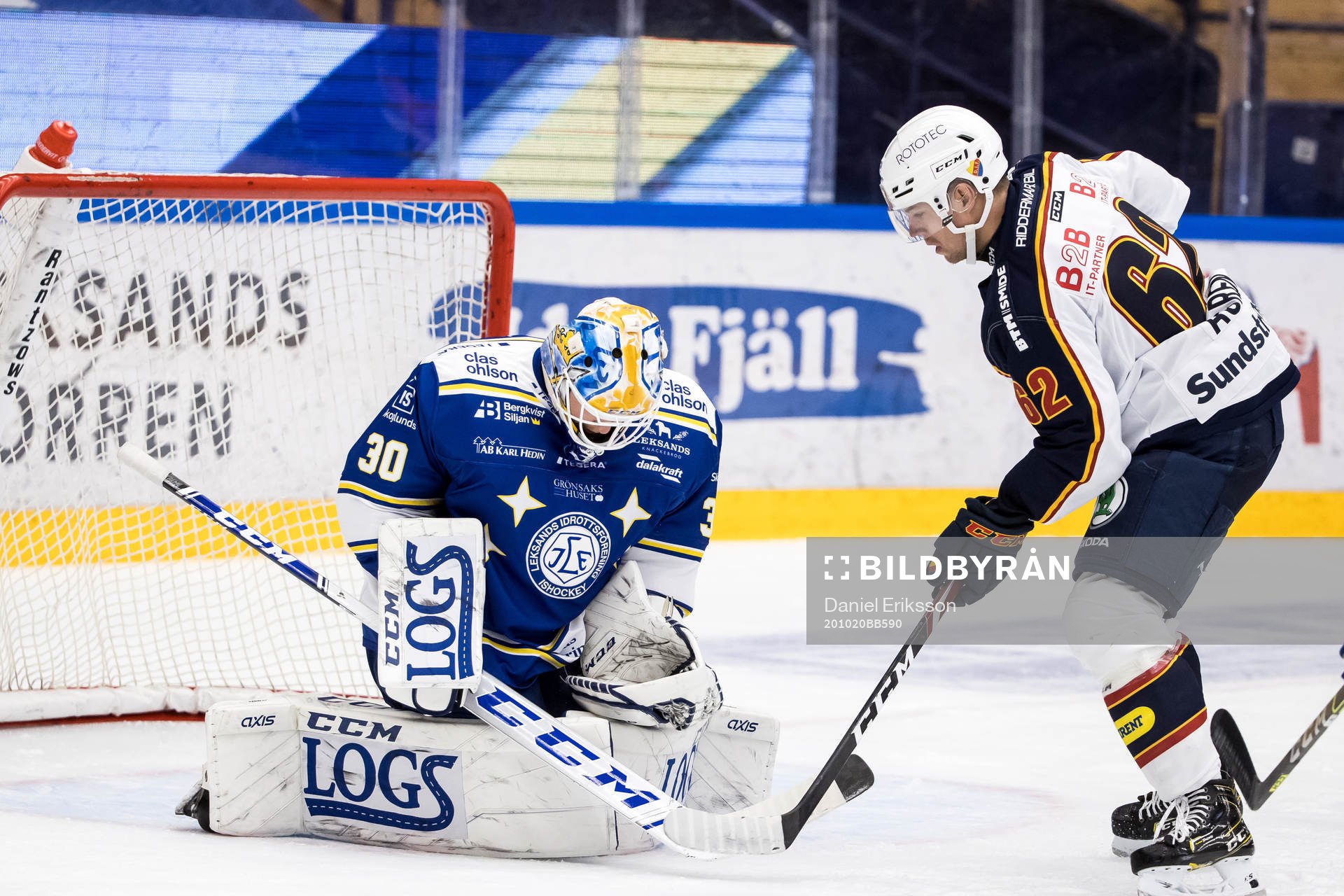 Leksands målvakt Janne Juvonen och Djurgårdens Manuel