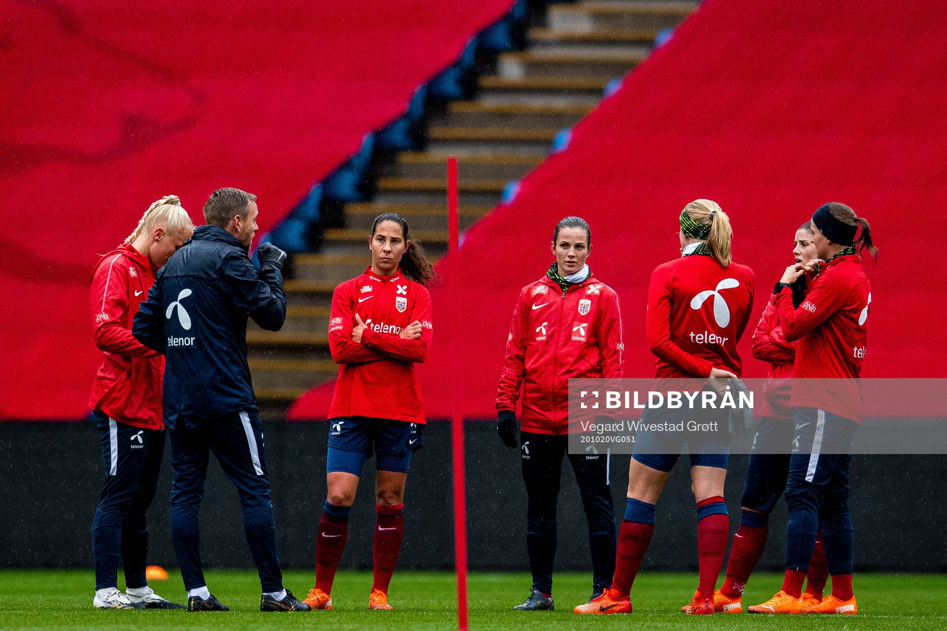 Ingrid Moe Wold and Tuva Hansen of the Norwegian women’s