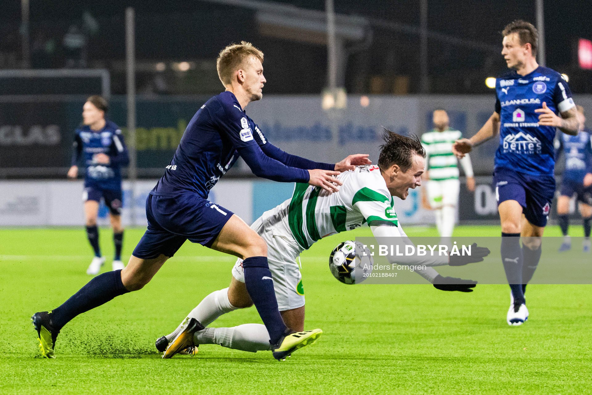 Akropolis Mauricio Albornoz och Västerås Viktor Prodell i