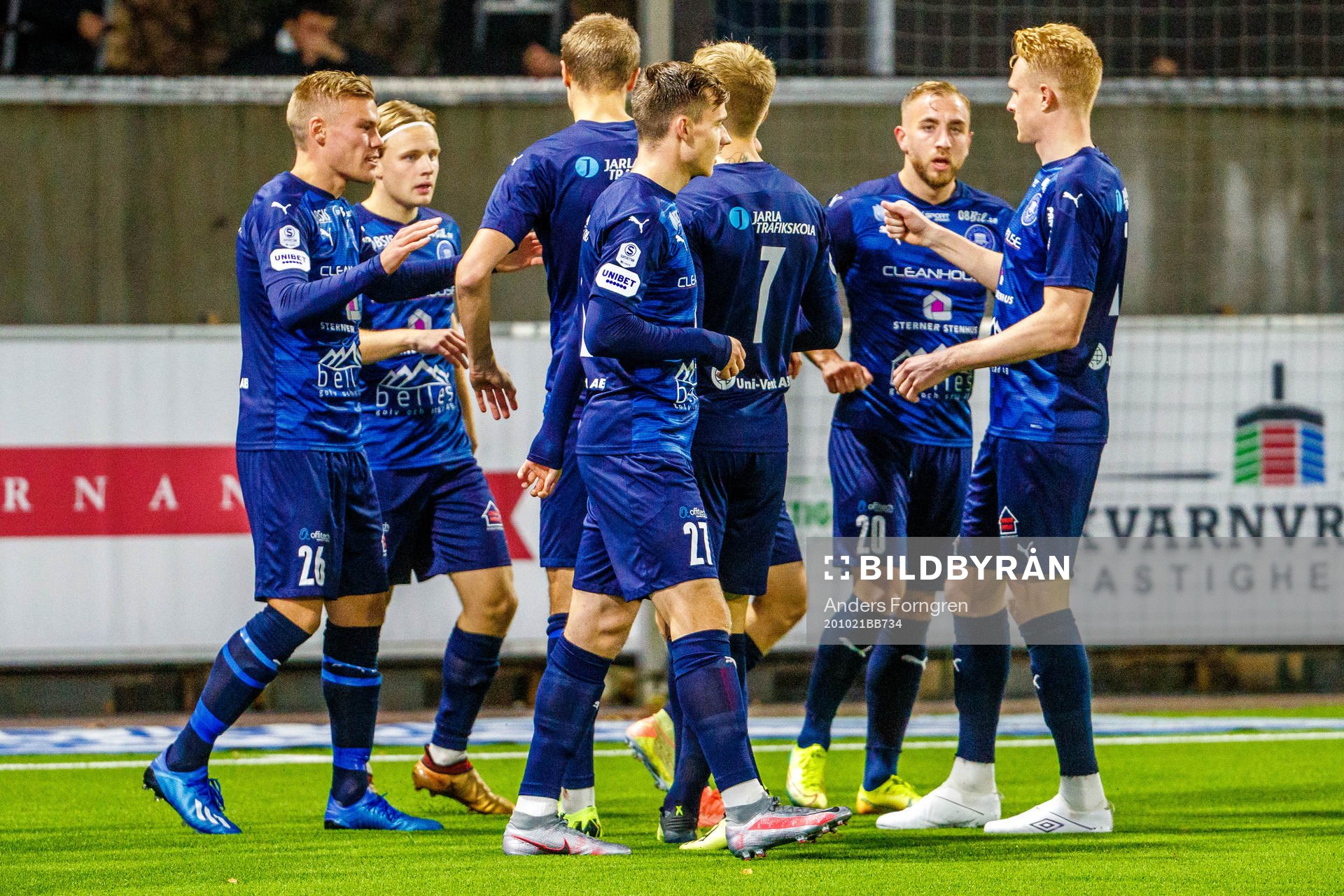 Akropolis jubel efter självmål av Västerås under fotbollsmatchen i Superettan mellan Västerås SK och Akropolis den 21 oktober 2020 i Västerås.