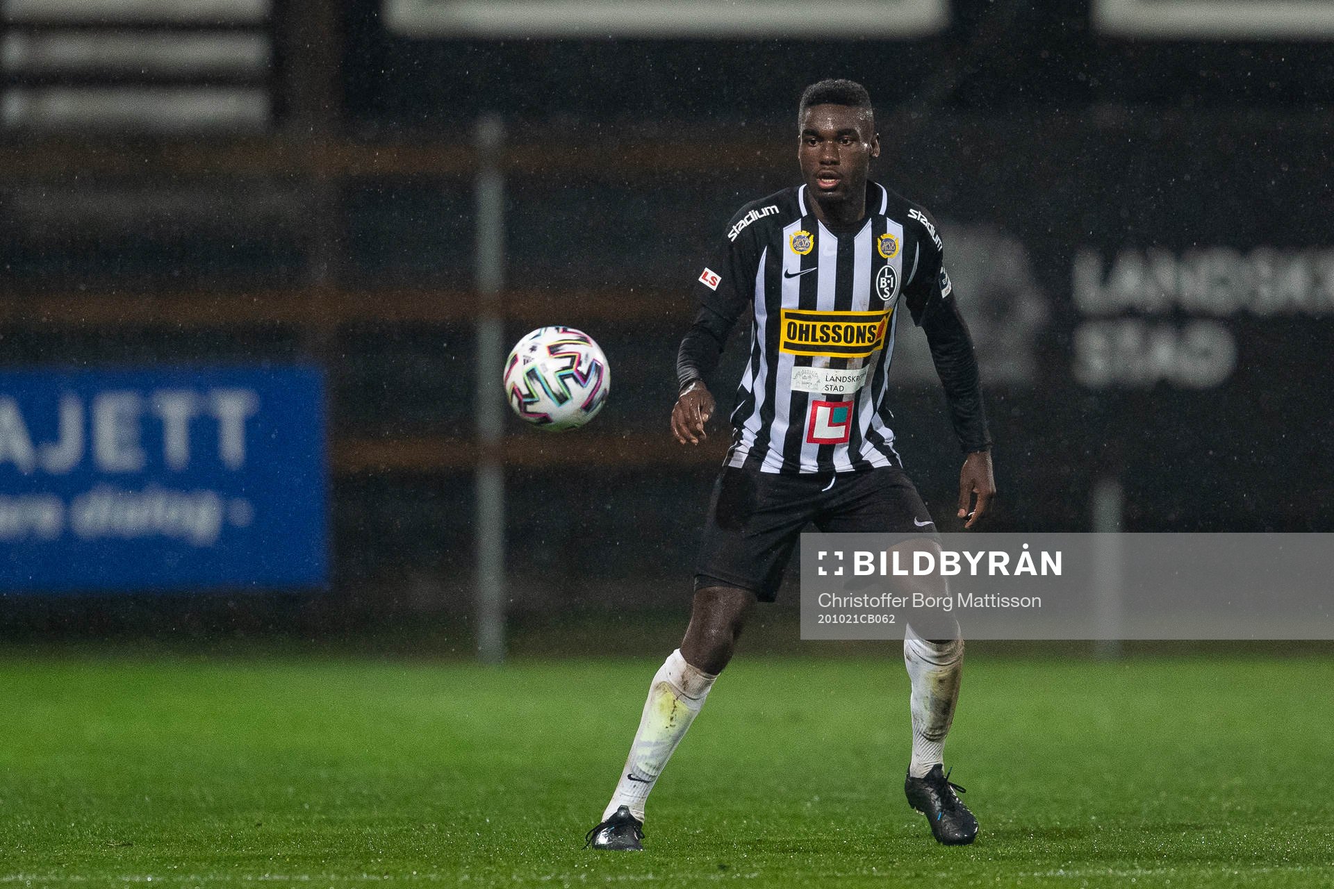 Landskronas Patrick Nwadike under fotbollsmatchen i Division 1 södra mellan Landskrona och Lindome den 21 oktober 2020 i Landskrona.