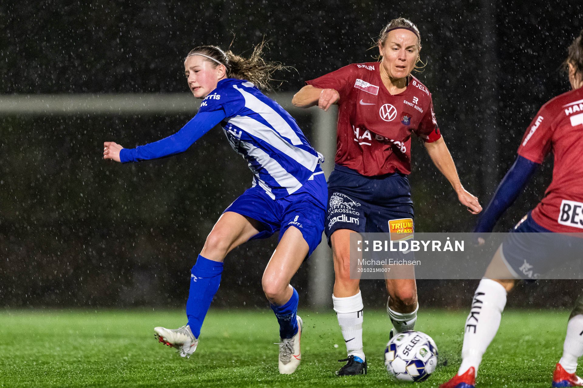 IFK Göteborgs Alexandra Larsson och Örgrytes Sofia