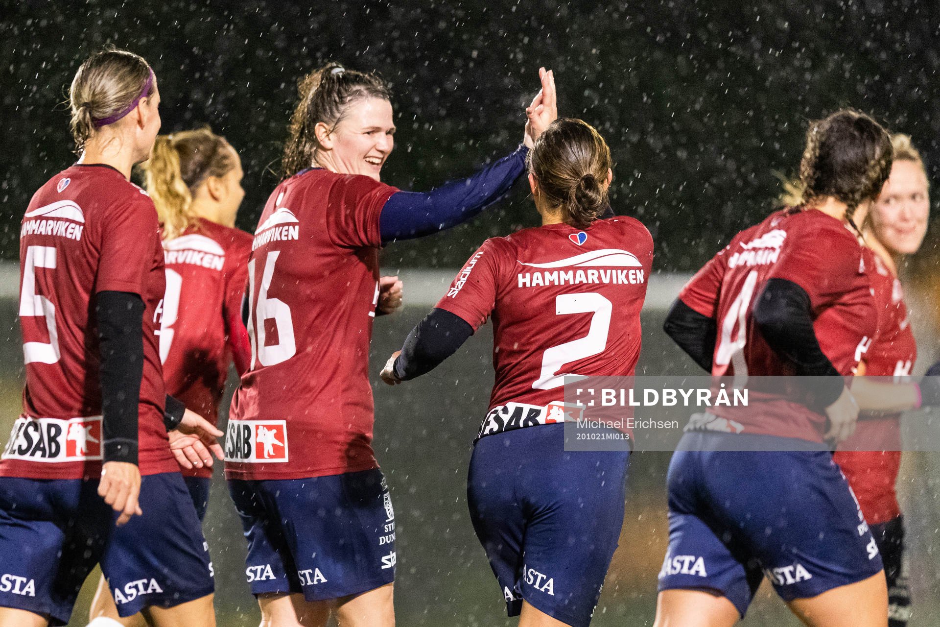 Örgrytes Mikaela Utas jublar