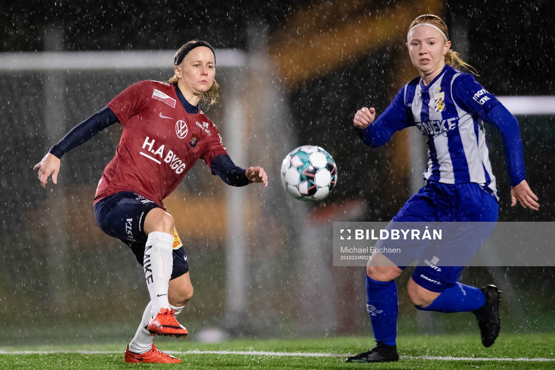 Örgrytes My Olofsson Hjelm och IFK Göteborgs Mathilda Berg