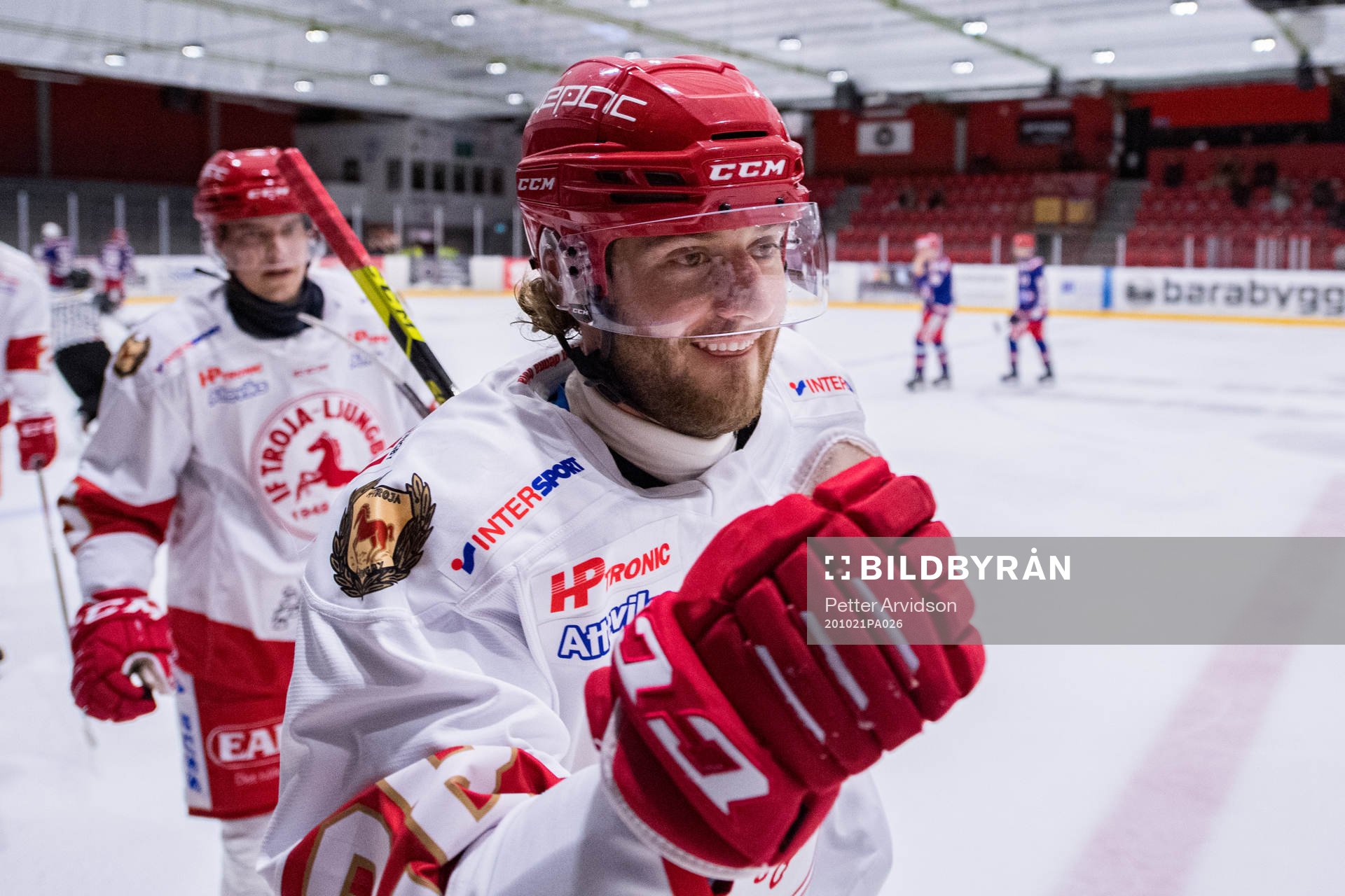 Trojas Måns Hansson jublar