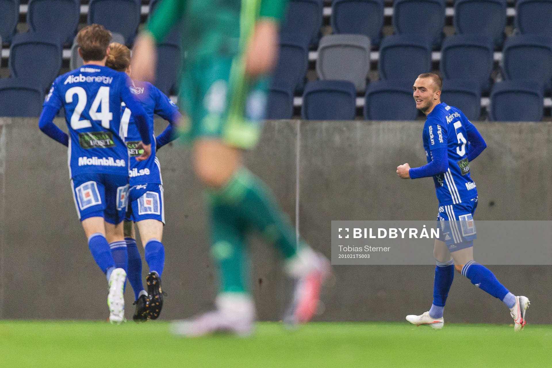 Sundsvalls Dennis Olsson jublar