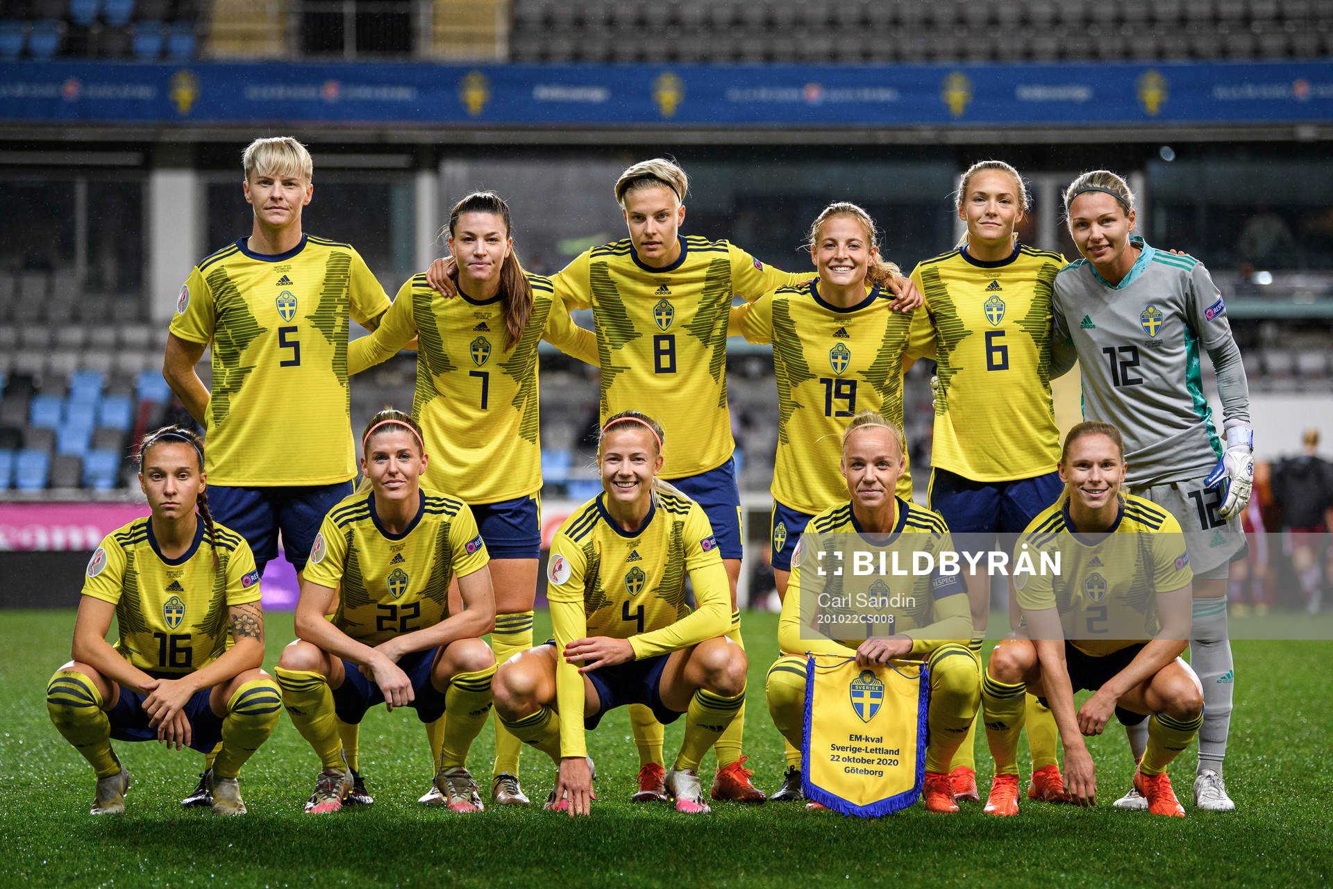 Players of Sweden pose for a team photo