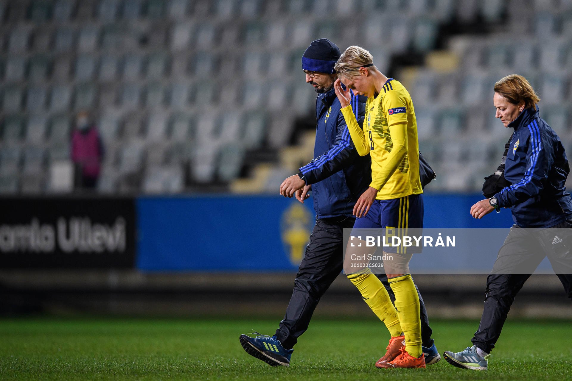 Lina Hurtig of Sweden in pain