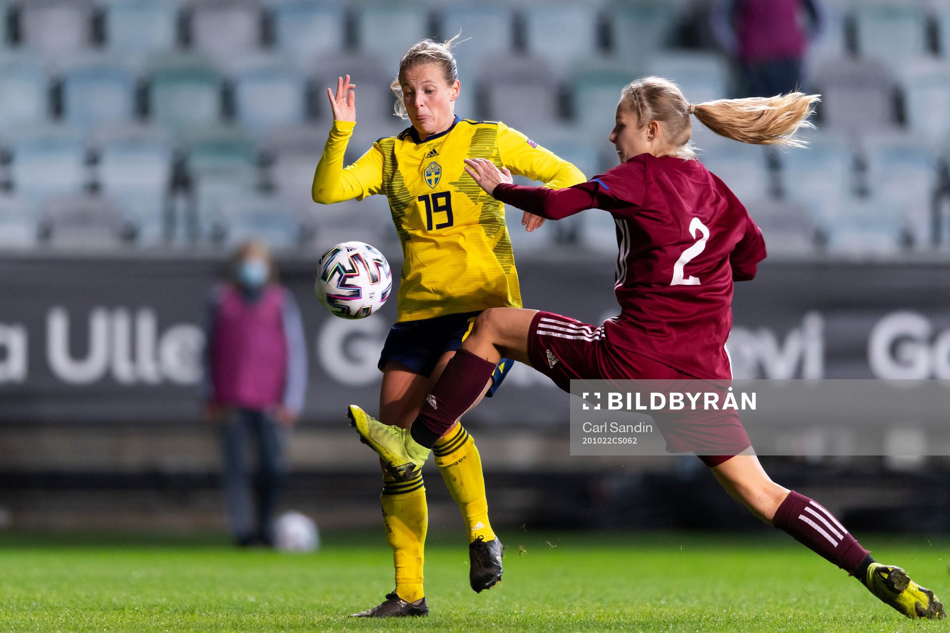 Anna Anvegård of Sweden and Anna Krumina of Latvia