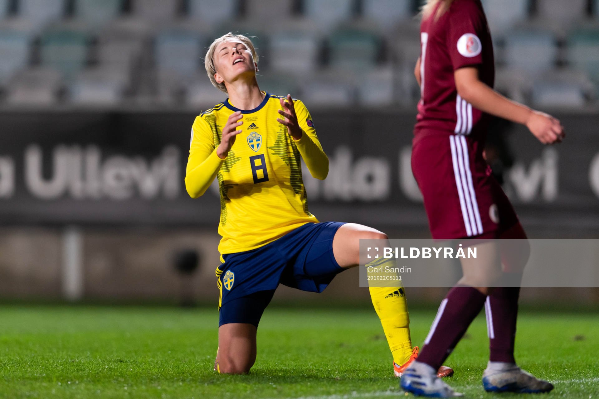  Lina Hurtig of Sweden looks dejected