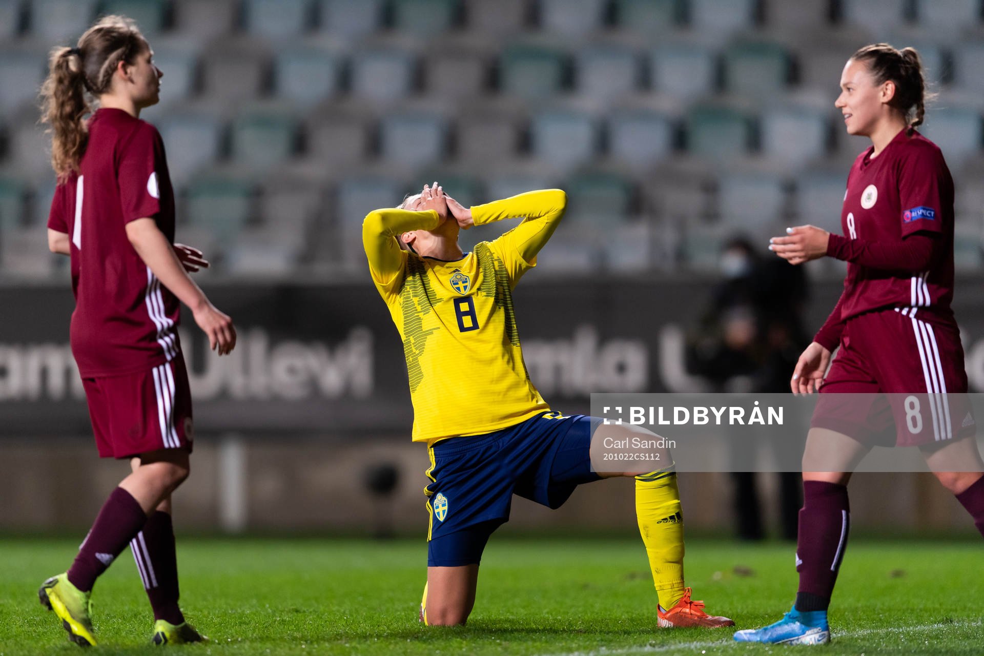  Lina Hurtig of Sweden looks dejected