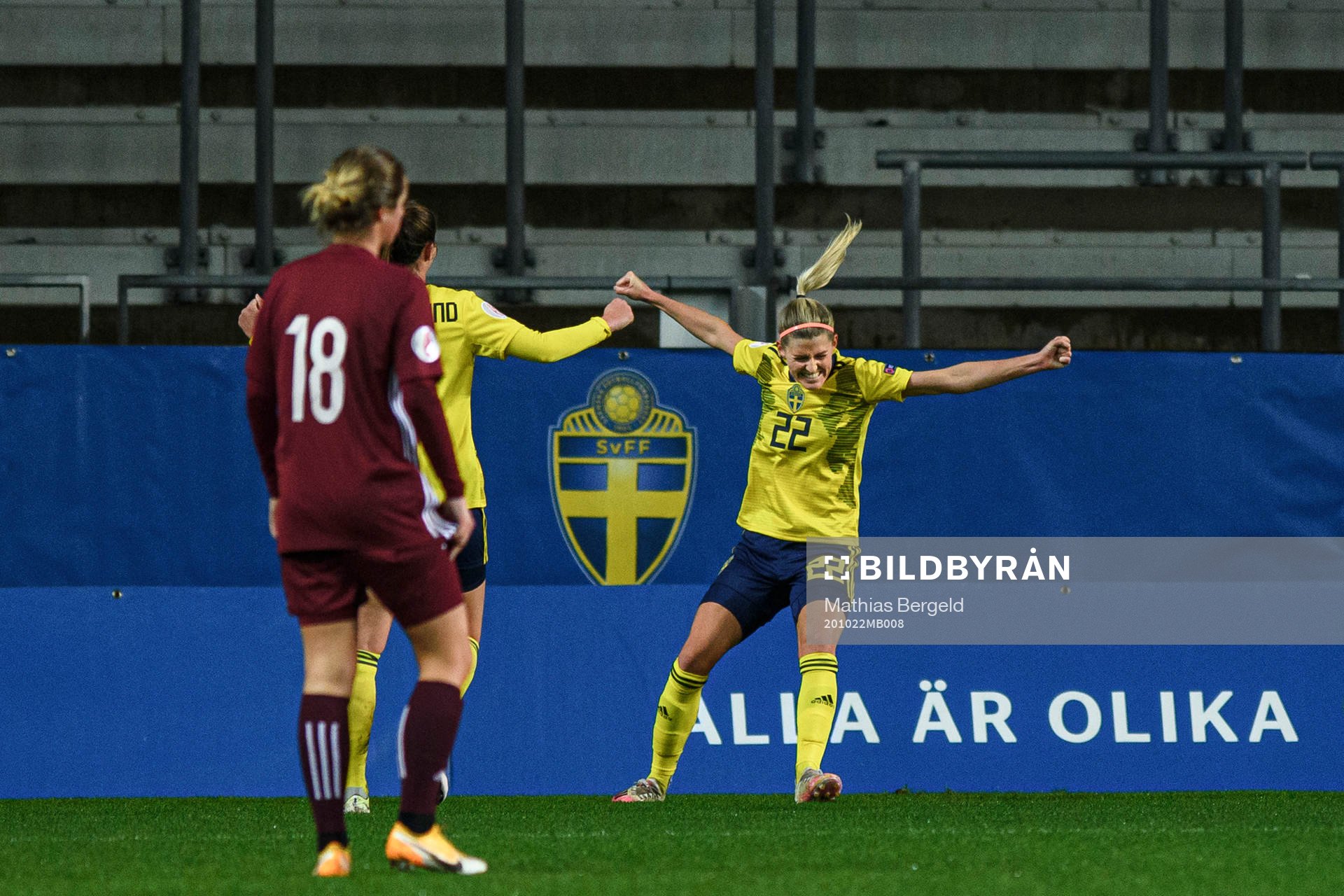 Olivia Schough of Sweden celebrates the 3-0 goal