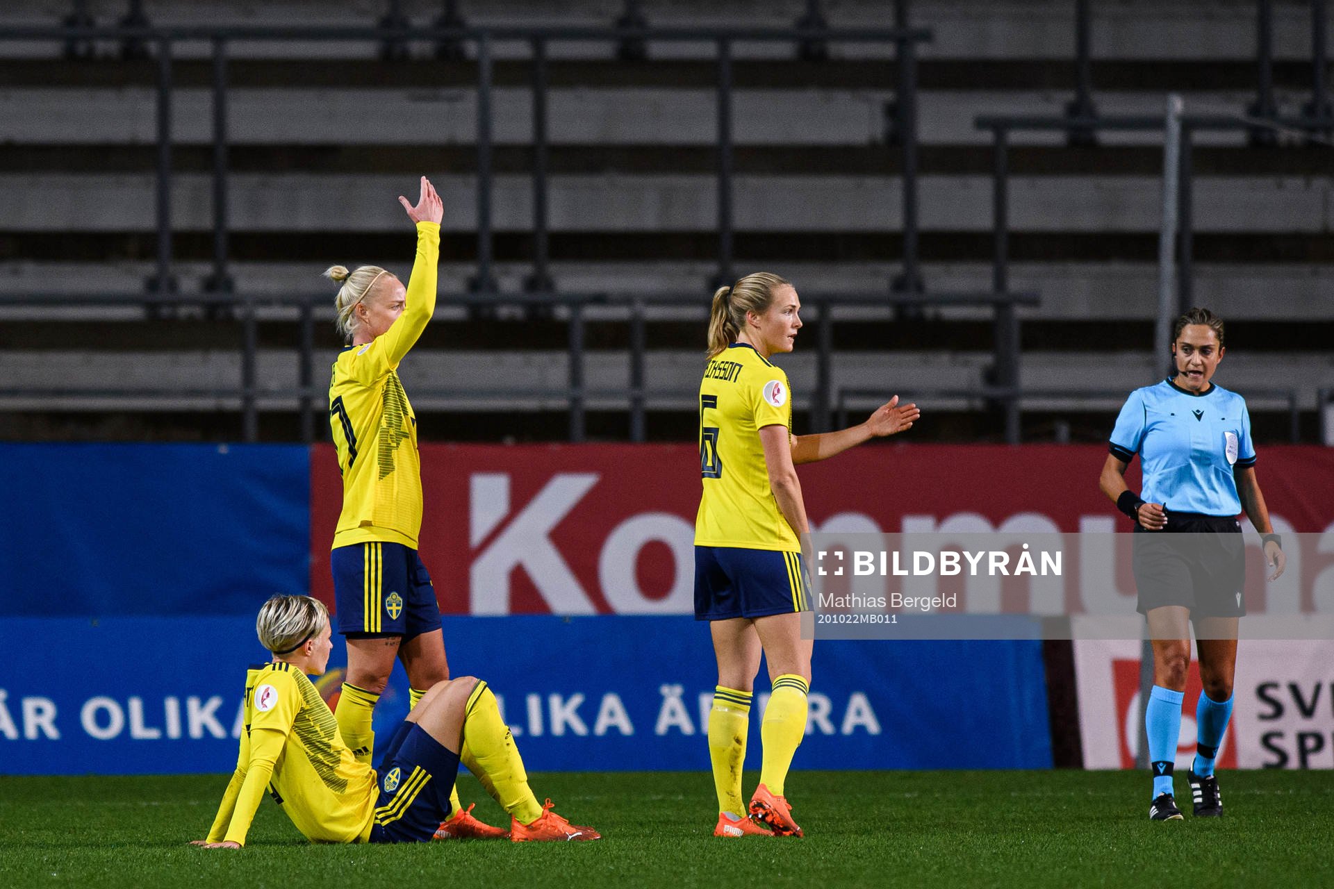 Lina Hurtig of Sweden in pain