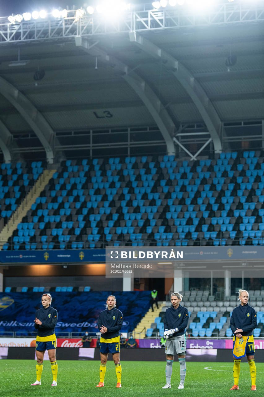 Hanna Glas, Jonna Andersson, goalkeeper Jennifer Falk and