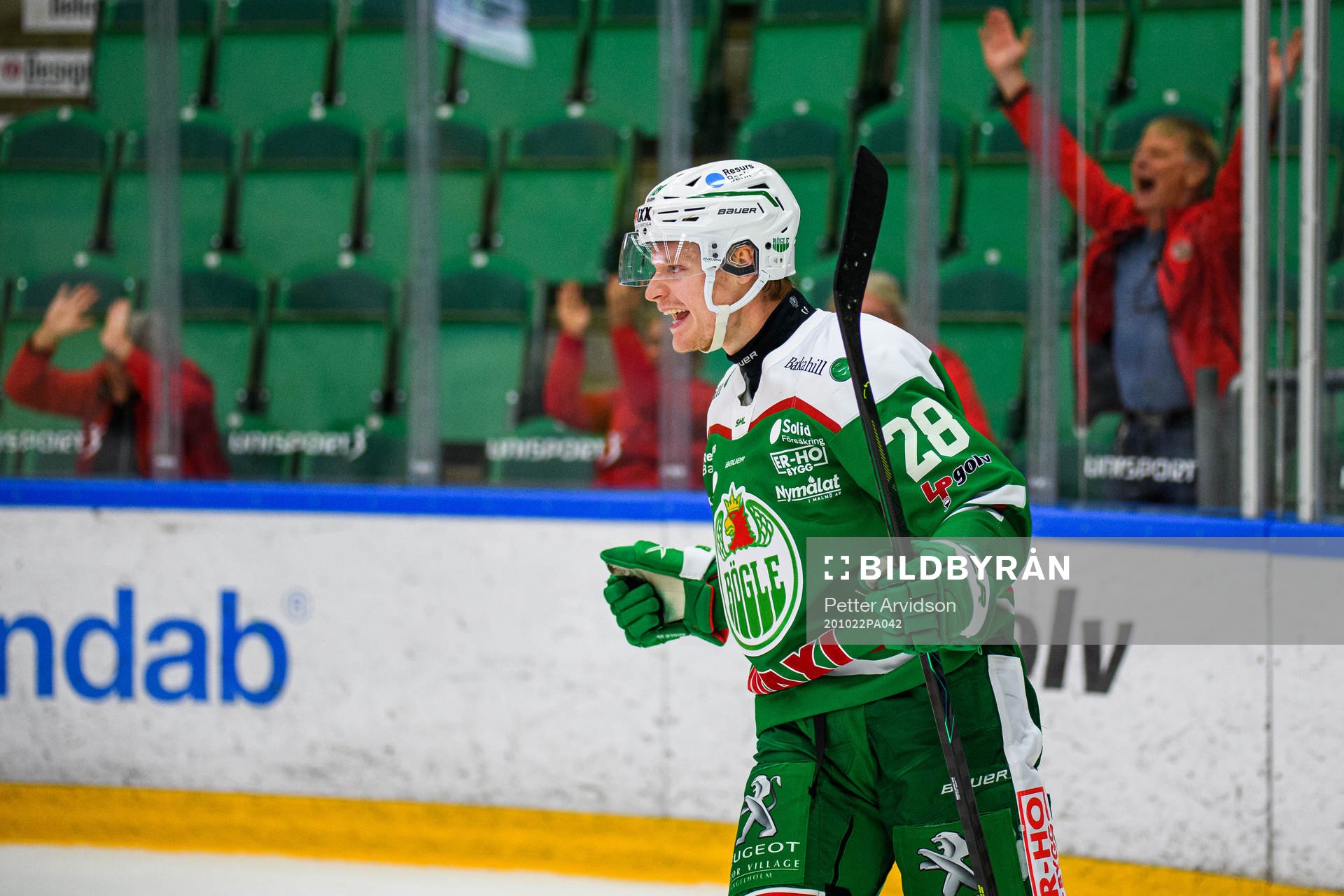 Rögles Anton Bengtsson jublar