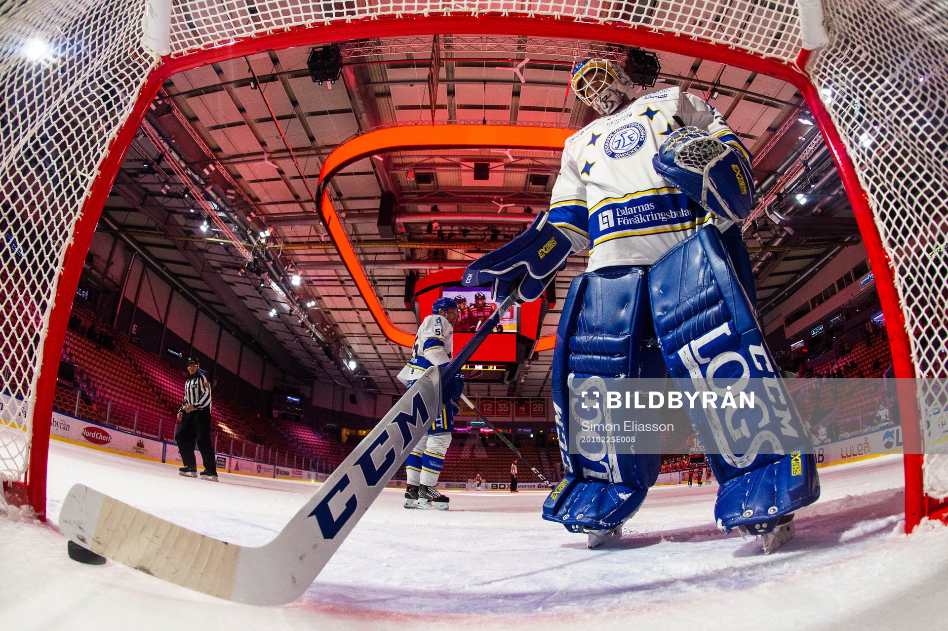 Leksands målvakt Axel Brage deppar