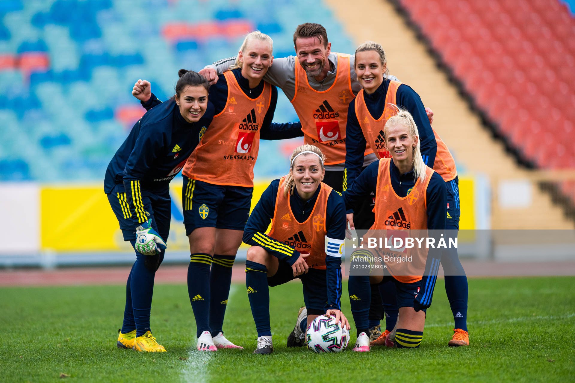 Goalkeeper Zecira Musovic, Stina Blackstenius, Linda