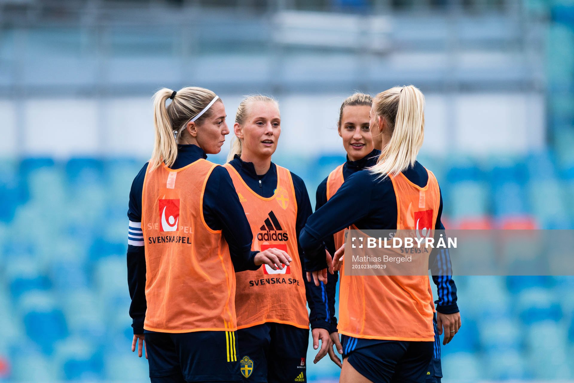 Linda Sembrant, Stina Blackstenius, Nathalie Björn and