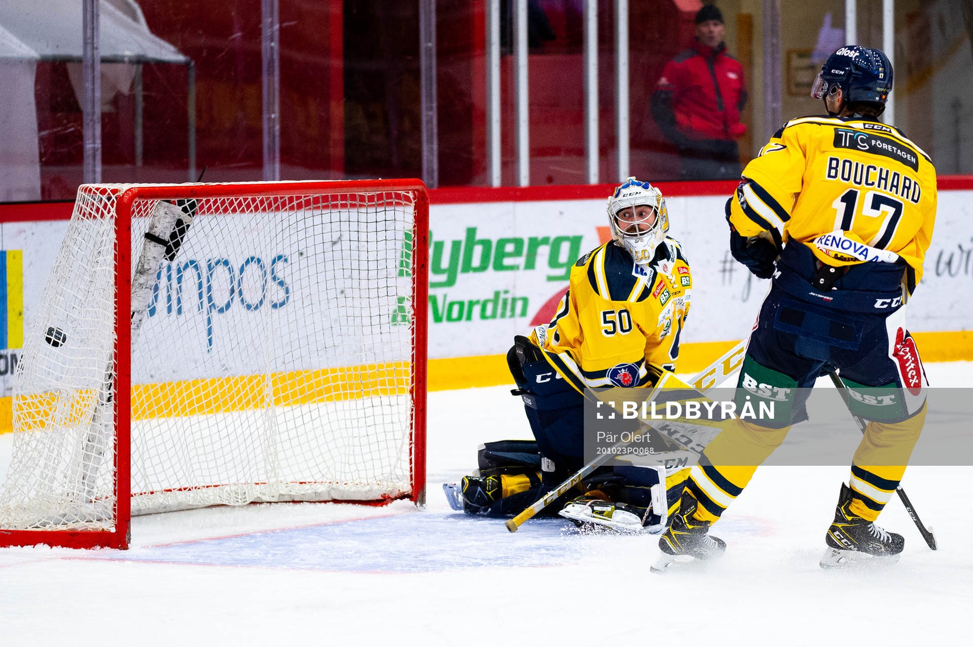 Södertäljes målvakt Alexander Sahlin släpper in 5-2
