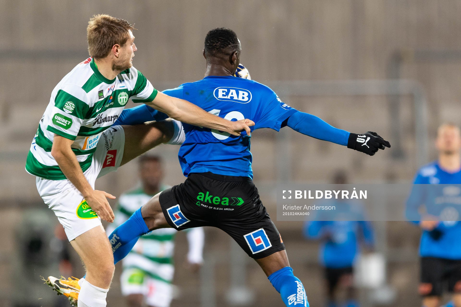 Västerås Michael Jahn och Halmstads Sadat Karim