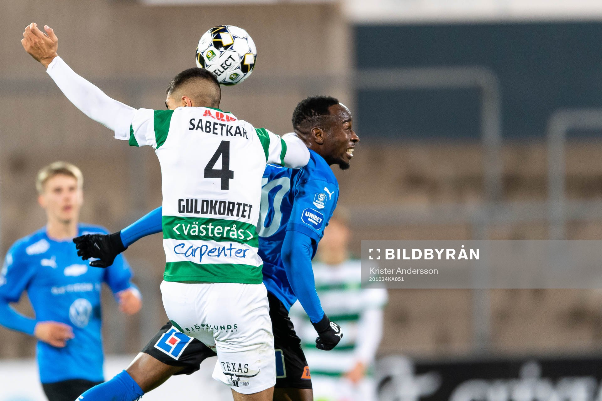 Västerås Sean Sabetkar och Halmstads Sadat Karim