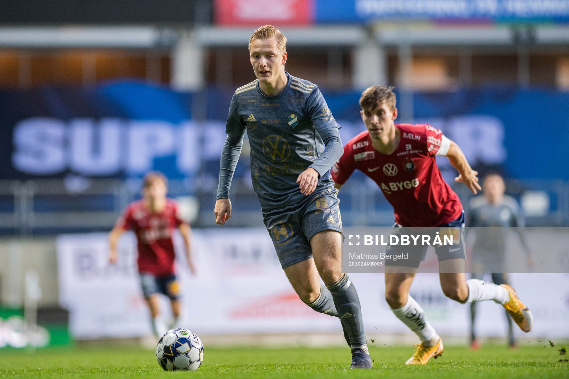 Östers Billy Nordström och Örgrytes Daniel Paulsson