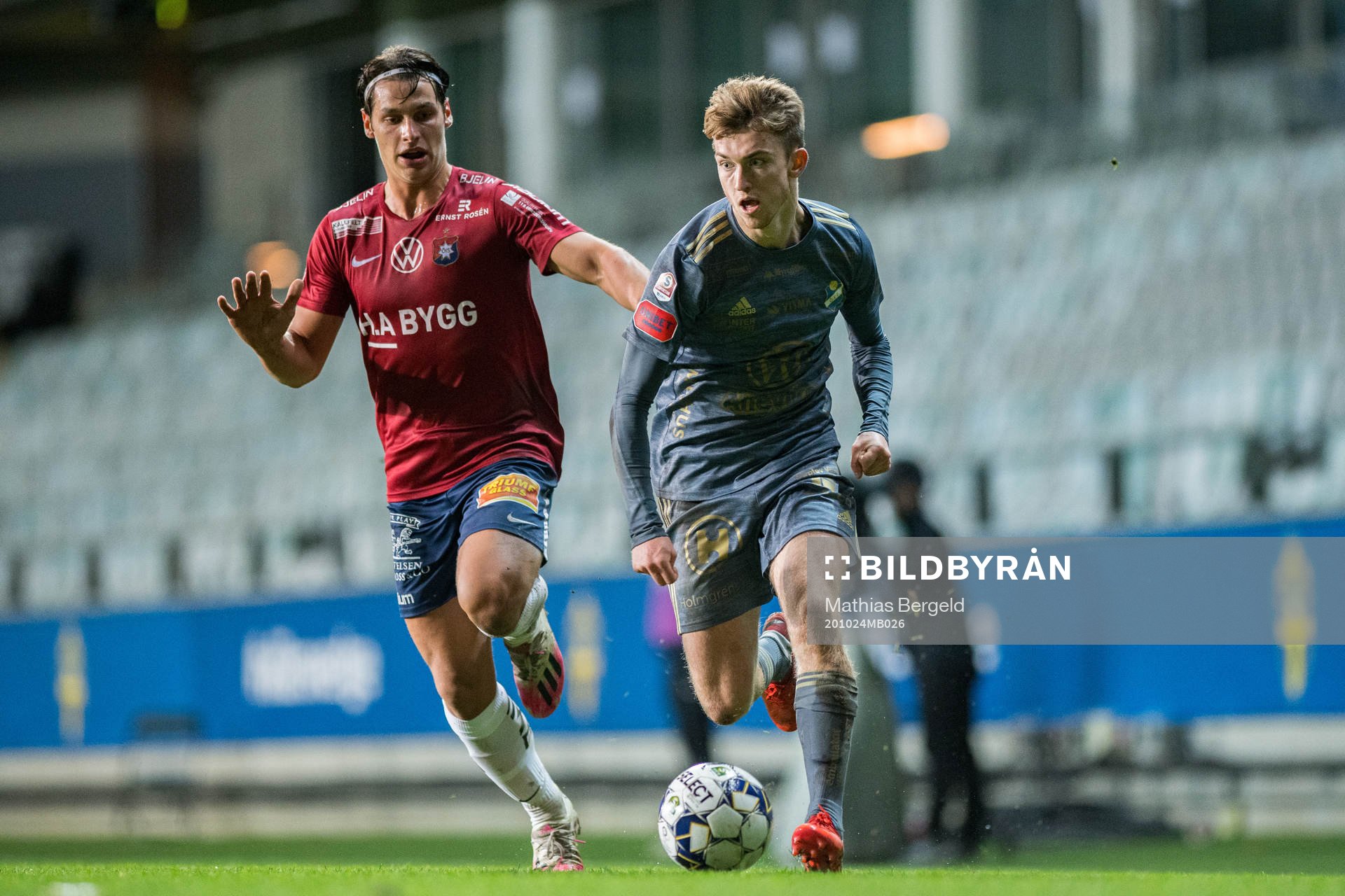 Örgrytes Kevin Ackermann och Östers Carl Johansson