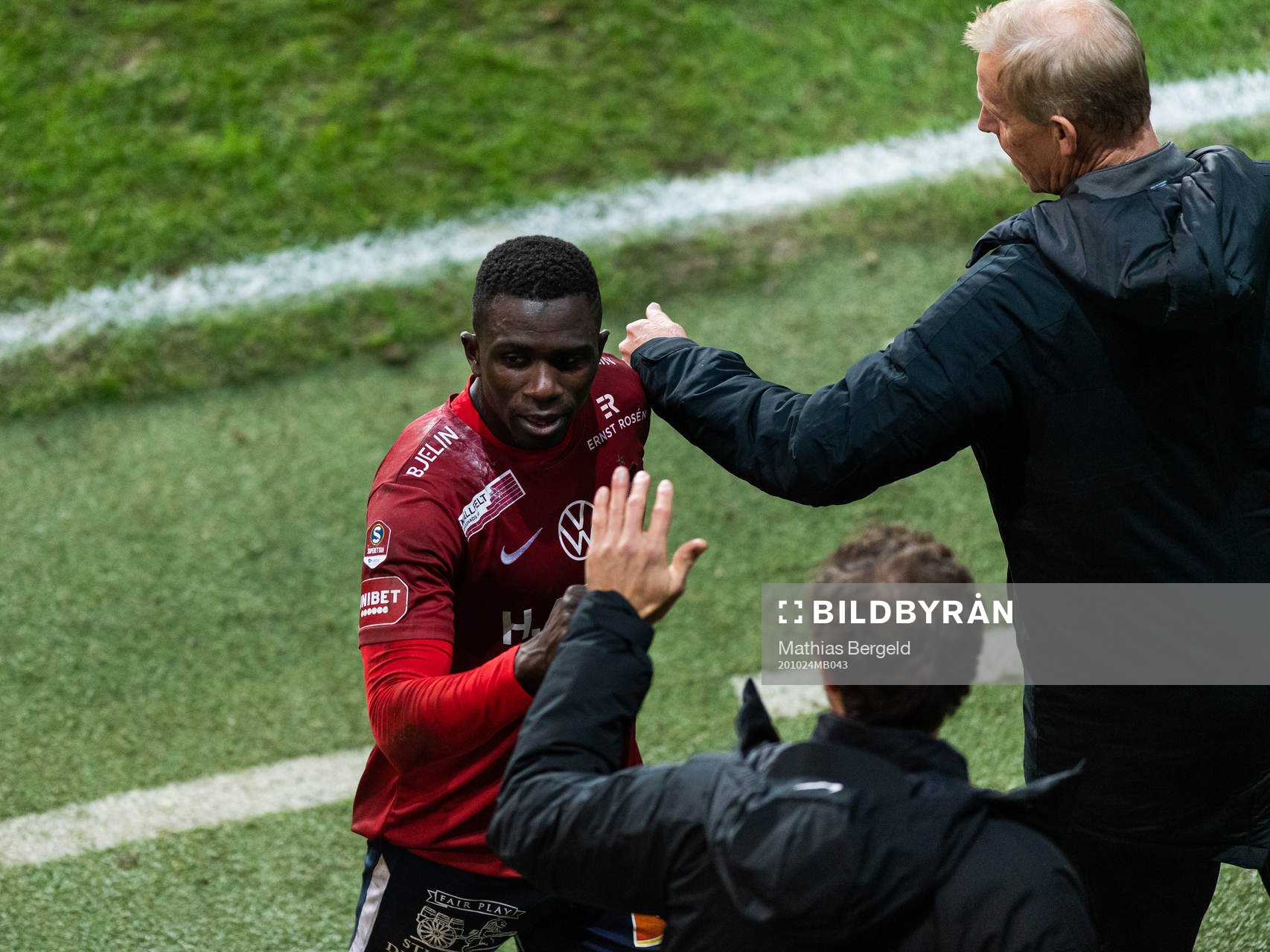 Örgrytes Babacarr Jobe blir utbytt