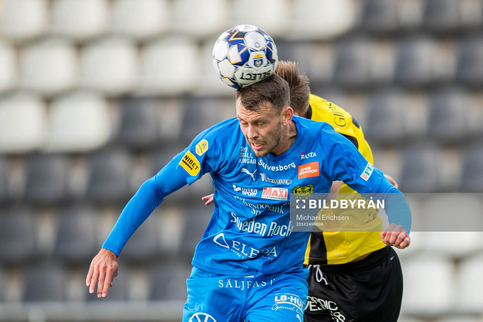 Mjällbys Max Watson och Häckens Alexander Söderlund