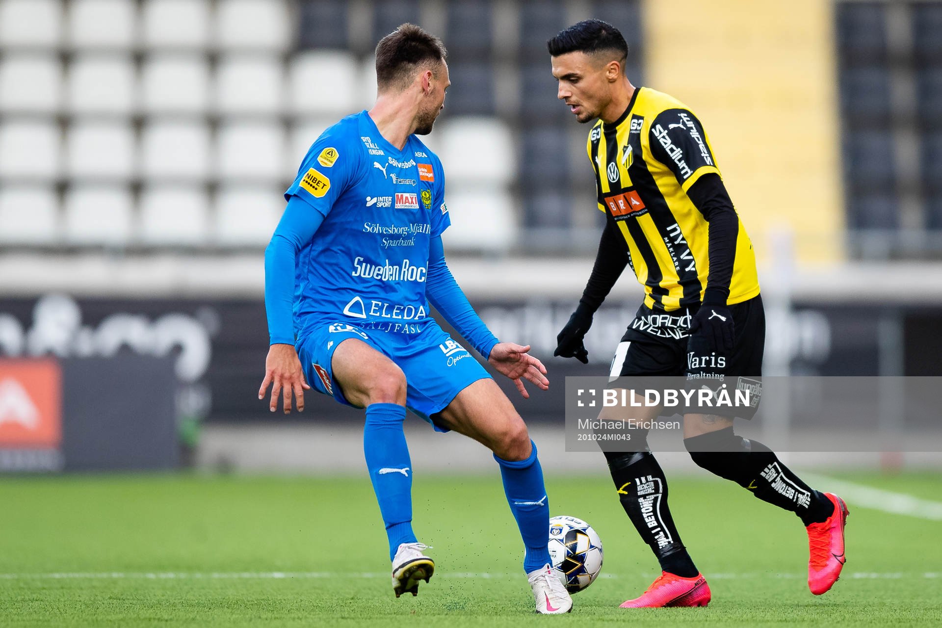 Mjällbys Max Watson och Häckens Ahmed Yasin