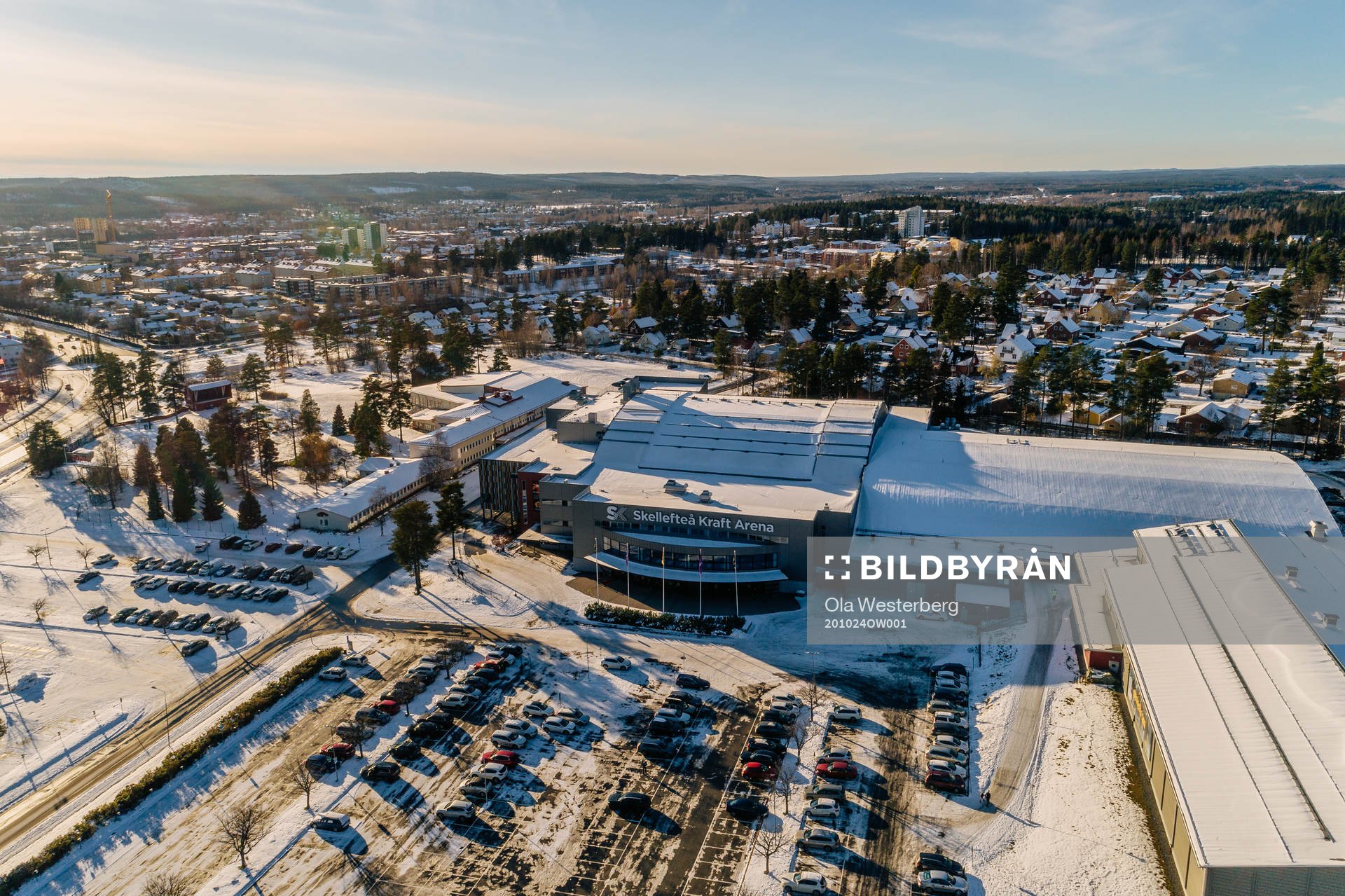 Flygbild över Skellefteå Kraft Arena exteriört före