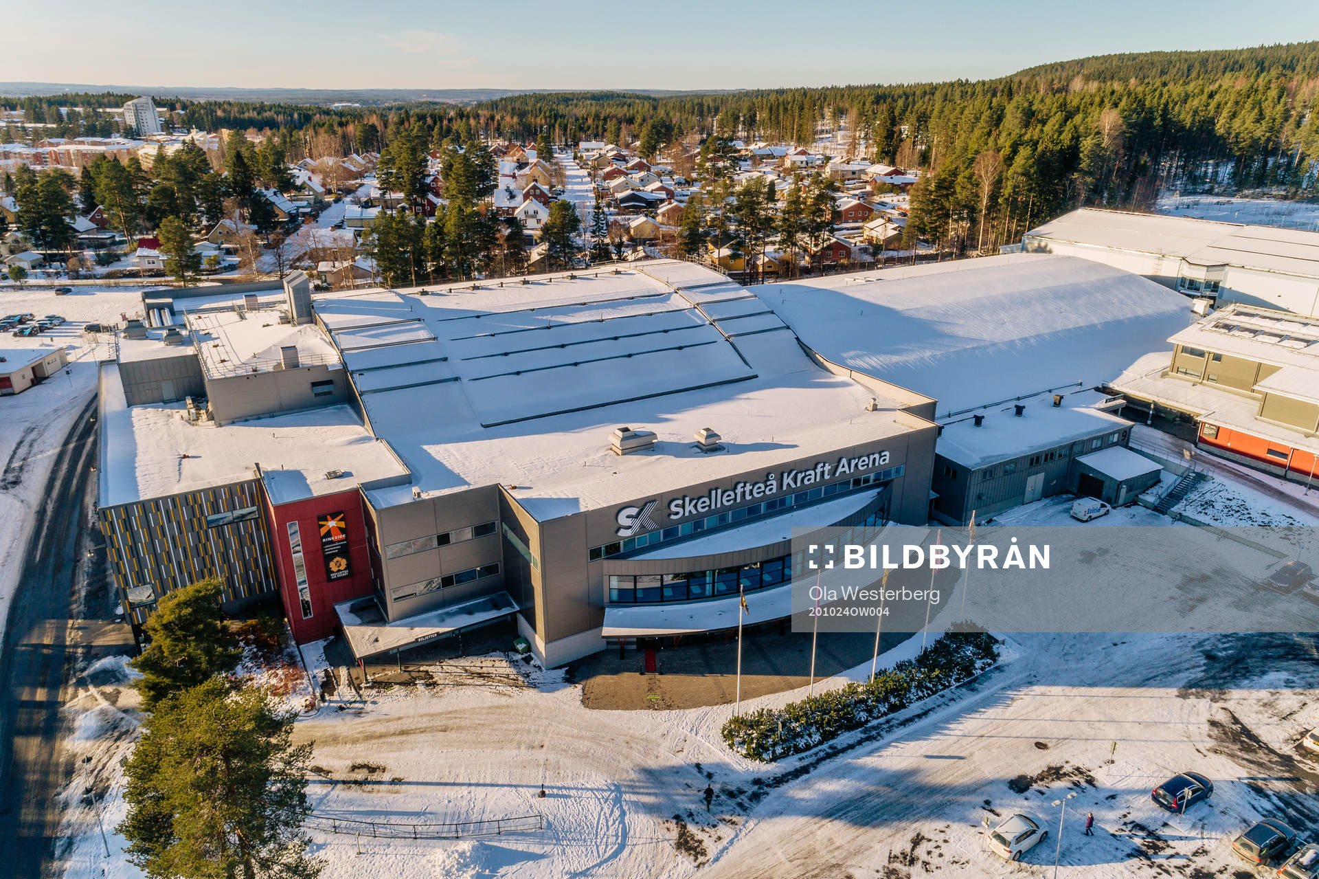 Flygbild över Skellefteå Kraft Arena exteriört före