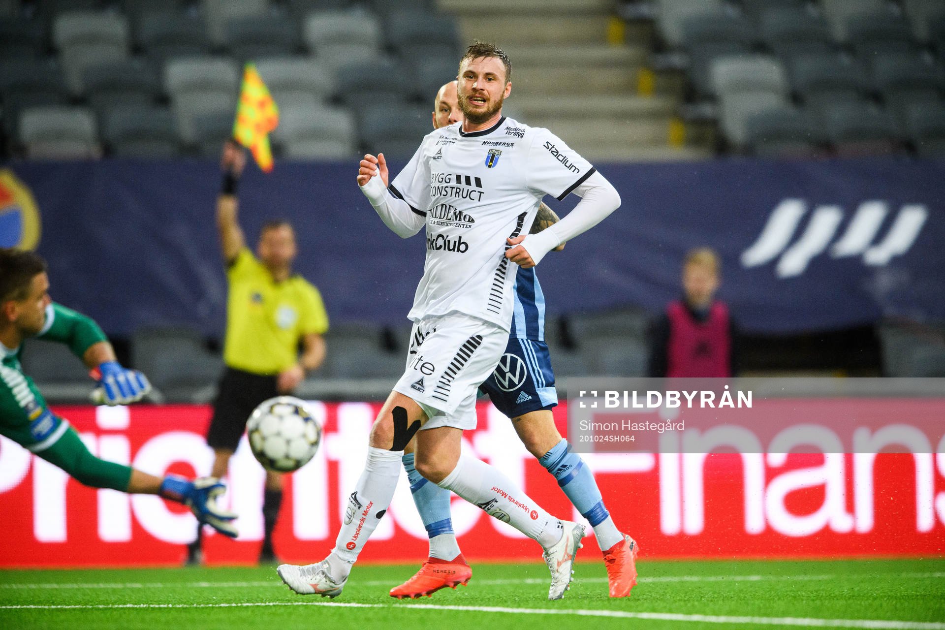 Sirius Daniel Jarl under fotbollsmatchen i Allsvenskan mellan Djurgården och Sirius den 24 oktober 2020 i Stockholm.