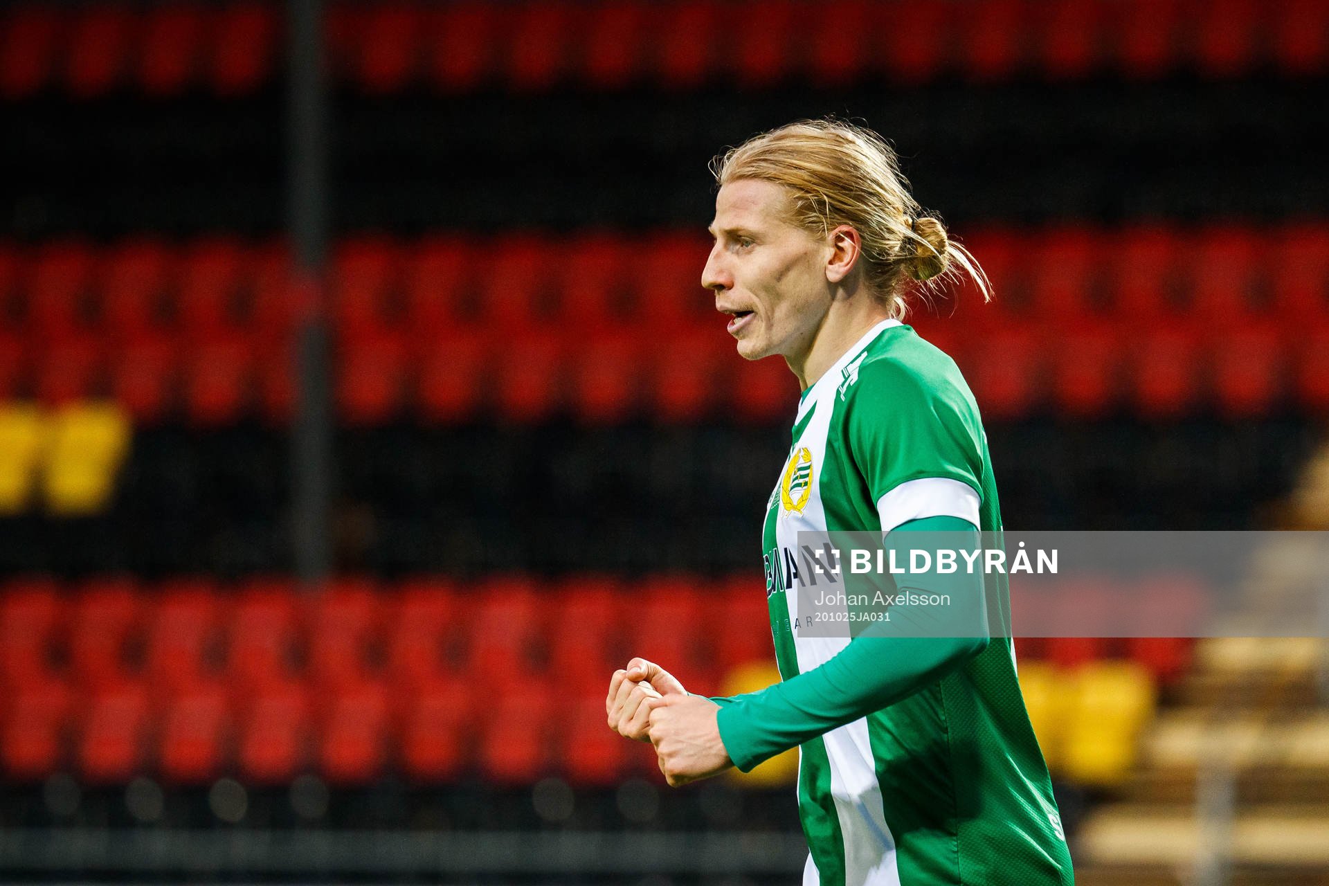 Hammarbys Gustav Ludwigson jublar