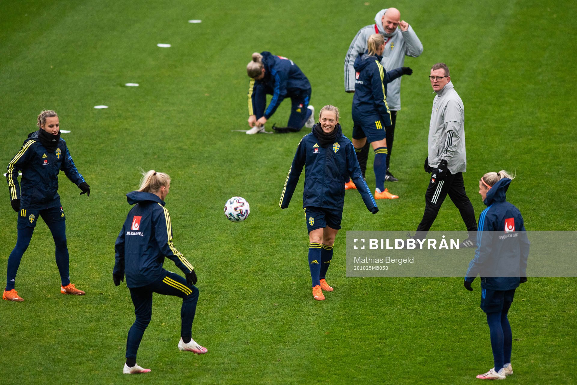 Nathalie Björn, Sofia Jakobsson, Magdalena Eriksson and