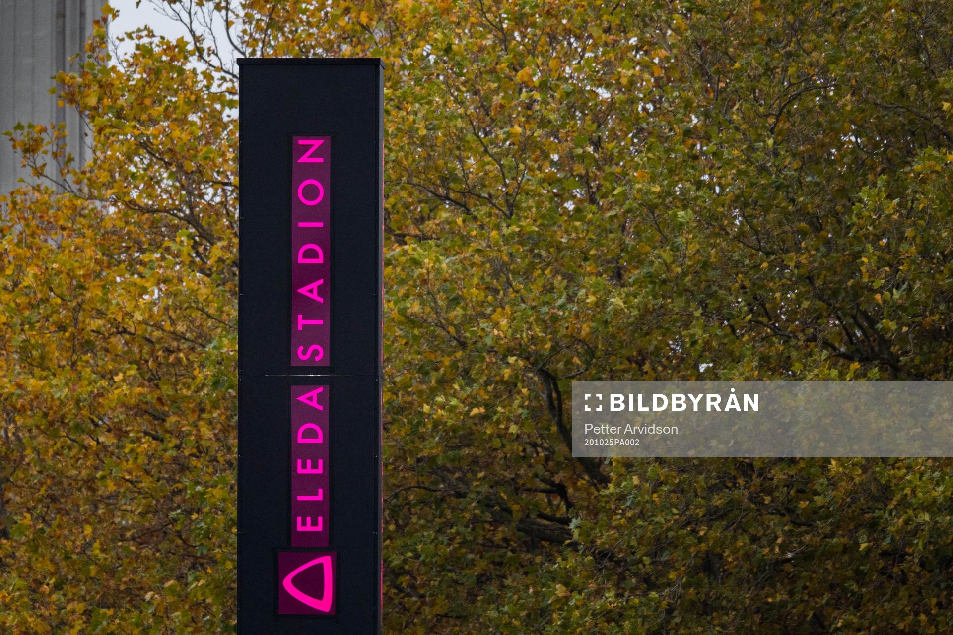 Eleda Stadion i rosa
