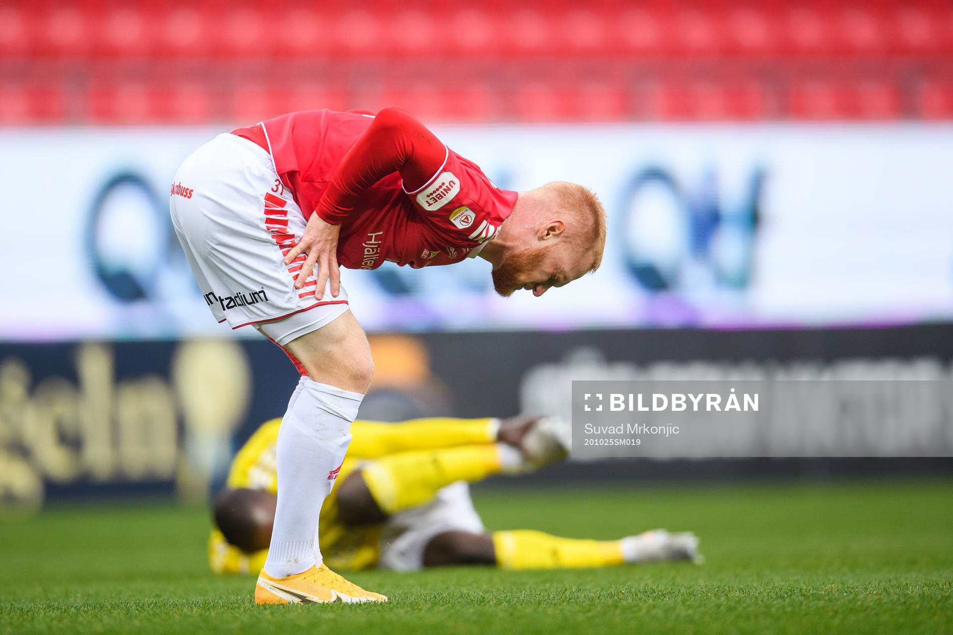 Kalmars Nils Fröling har ont
