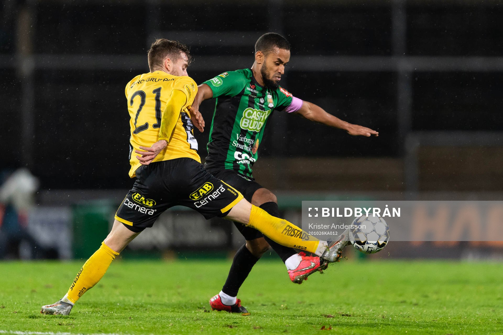 Elfsborgs Rasmus Alm och Varbergs Junes Barny