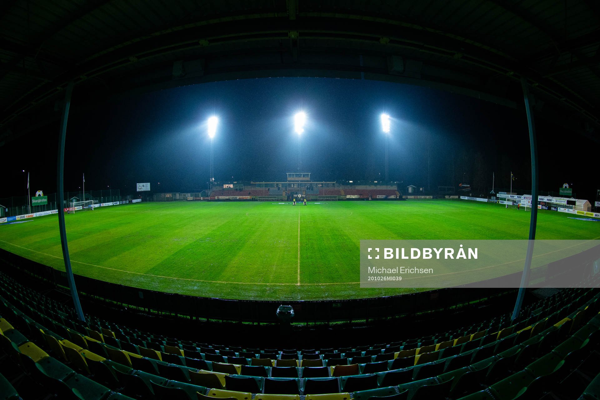 Arena Skarsjövallen innan fotbollsmatchen i Superettan